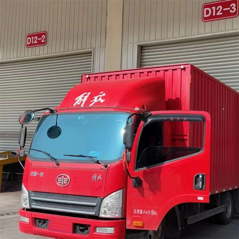 费县阿拉尔市物流专线：大件快运与进仓出口的高效之旅