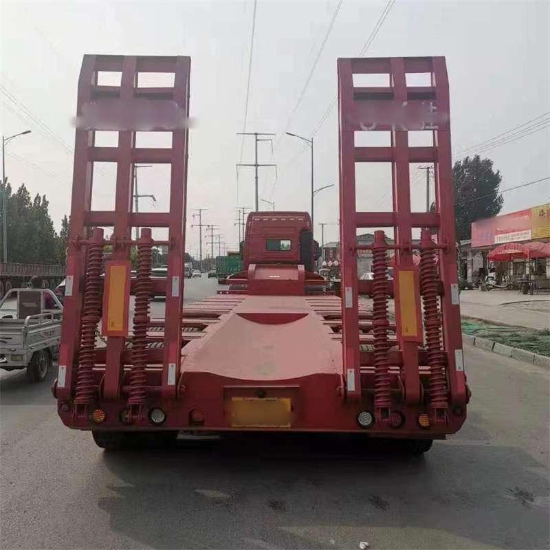 费县锦江区物流：多元运输服务探索